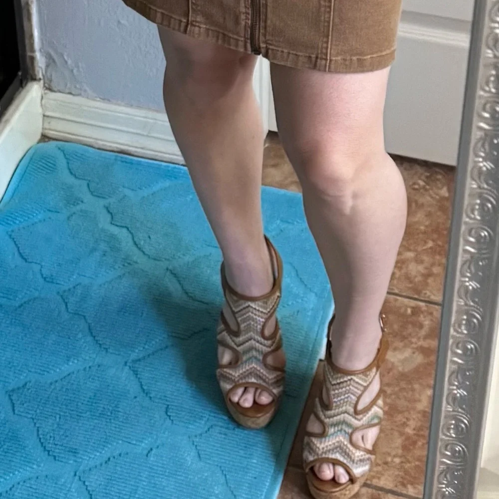 Lucky Brand stylish wedges